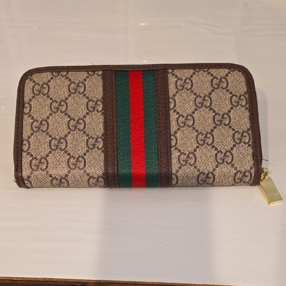 Monogram Wallet with Red and Green Stripe - Picture 2 of 4